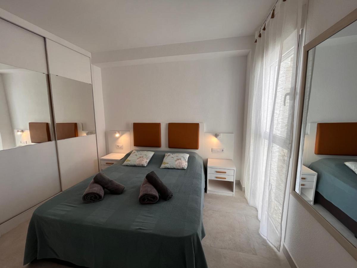 Atico Helena Con Solarium Y Jacuzzi Privado En Laguna Beach Vera Exterior photo